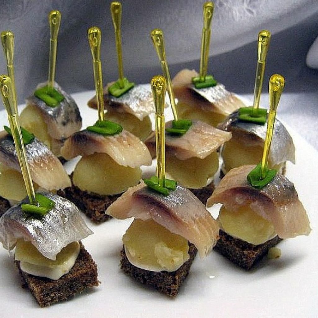 Оригинальные и вкусные закуски к праздничному столу