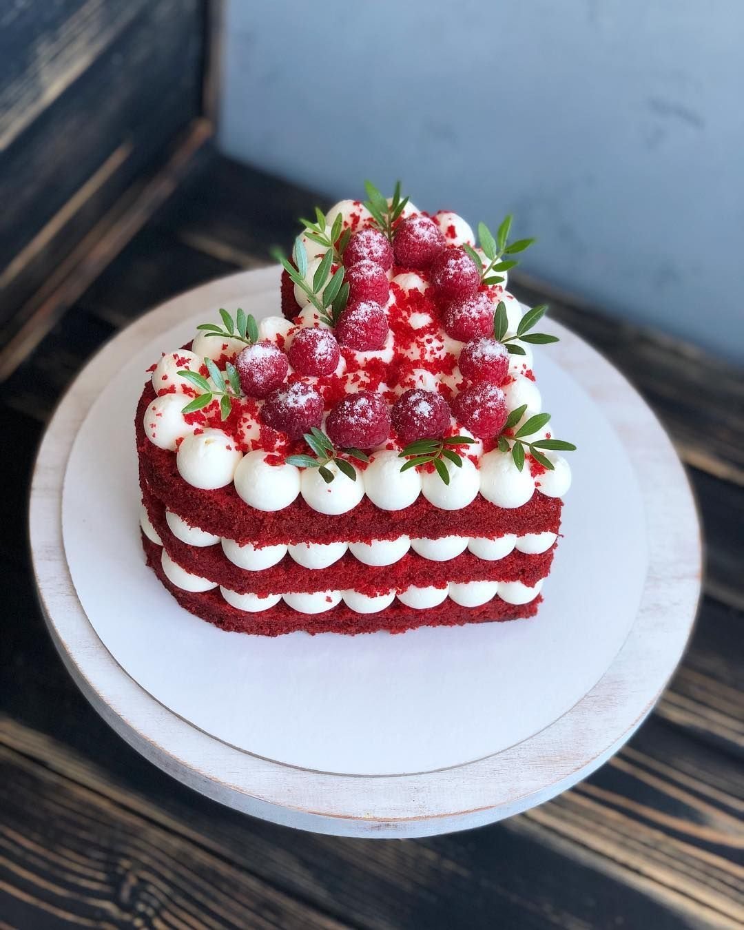 Тортики на день рождения с клубникой