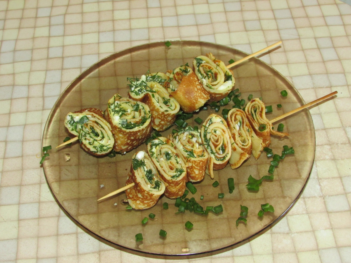 Закуска из яичных блинчиков