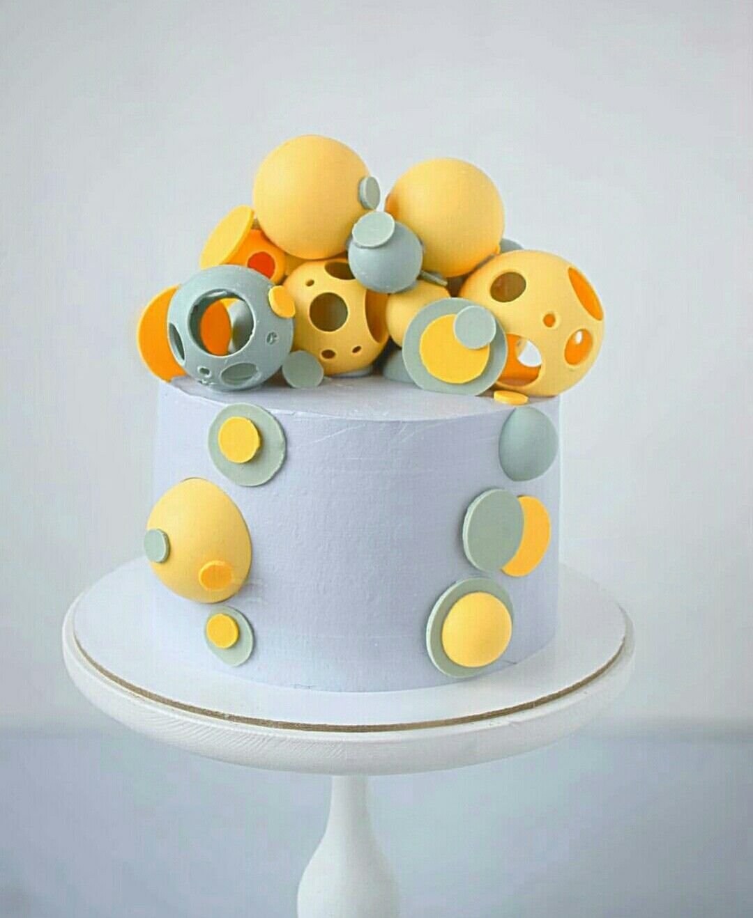 Современный детский торт