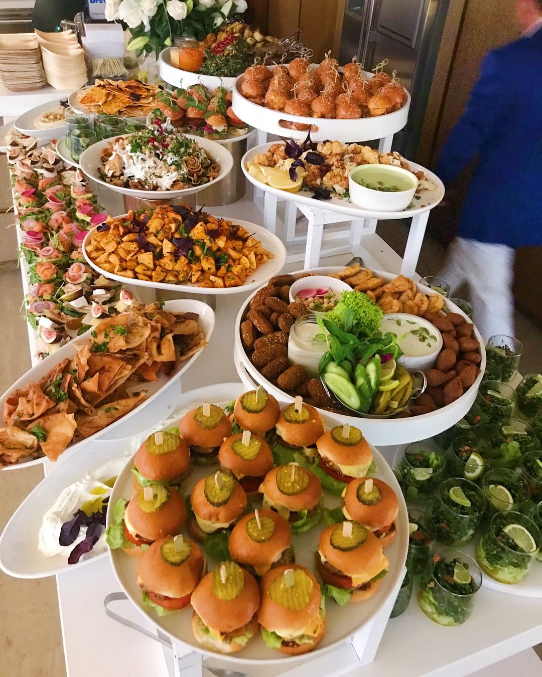 Праздничный стол на день рождения