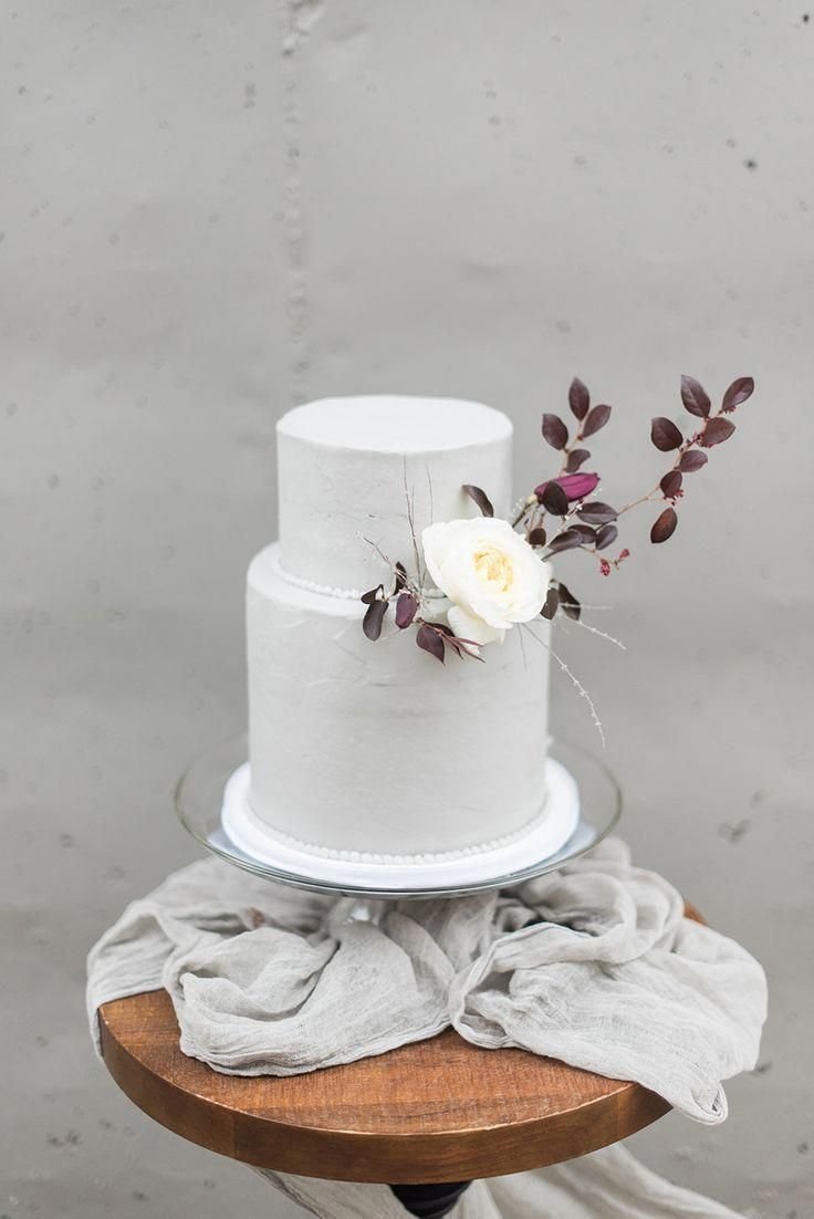 Маленький свадебный торт