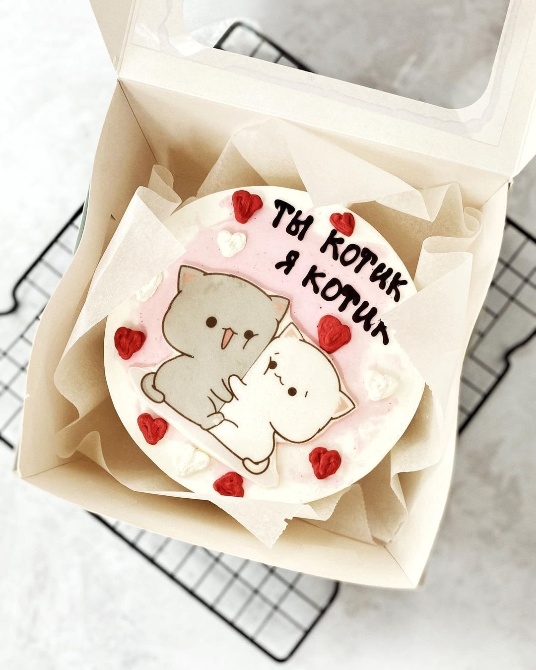 Декор торта для влюбленных