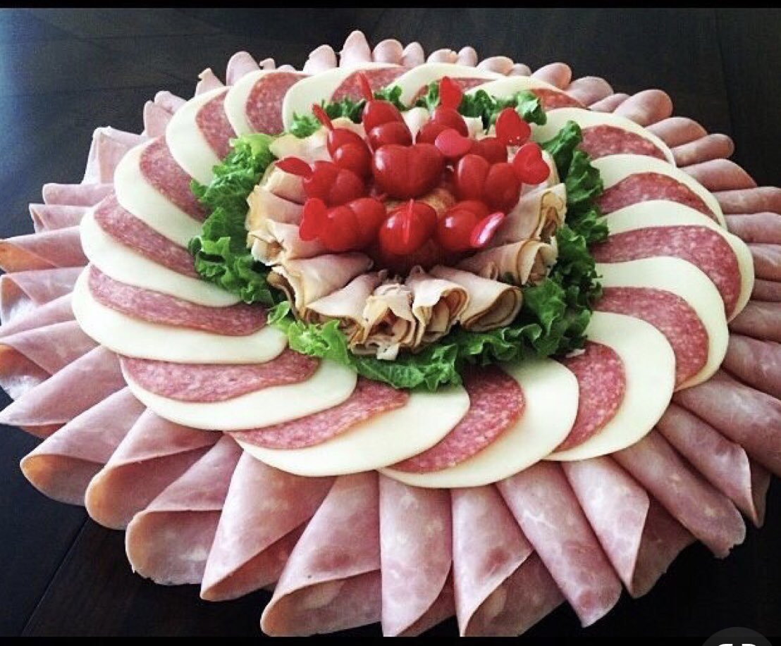 Украшение праздничного стола