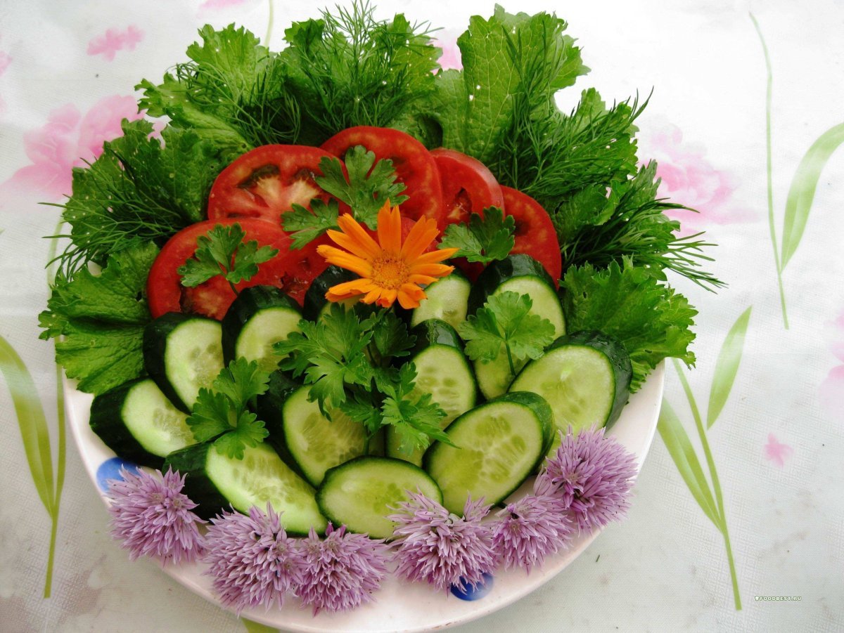 Салат из овощей на праздничный стол