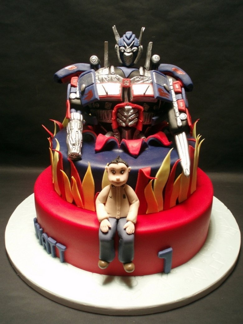 Торт с Трансформерами пряниками