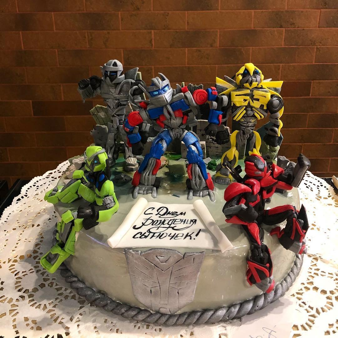 Торт Бамблби и Оптимус Прайм