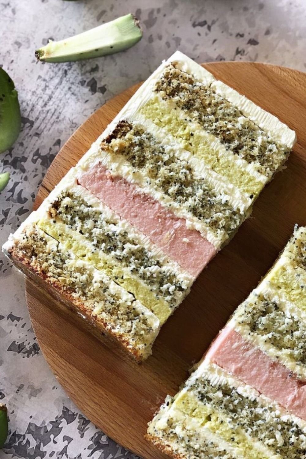 Йогуртовый чизкейк с киви