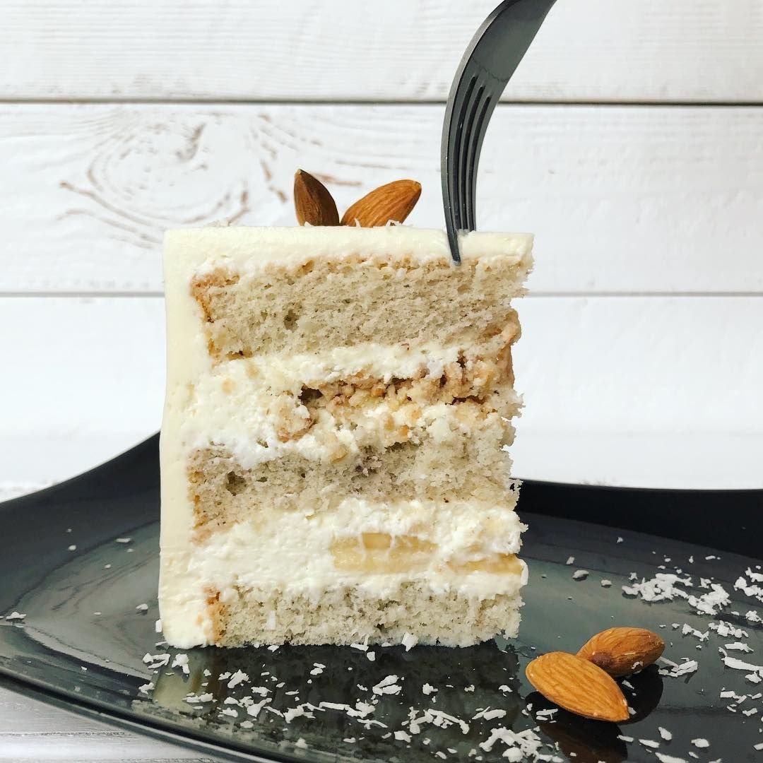 Йогуртовый торт с киви и бананом