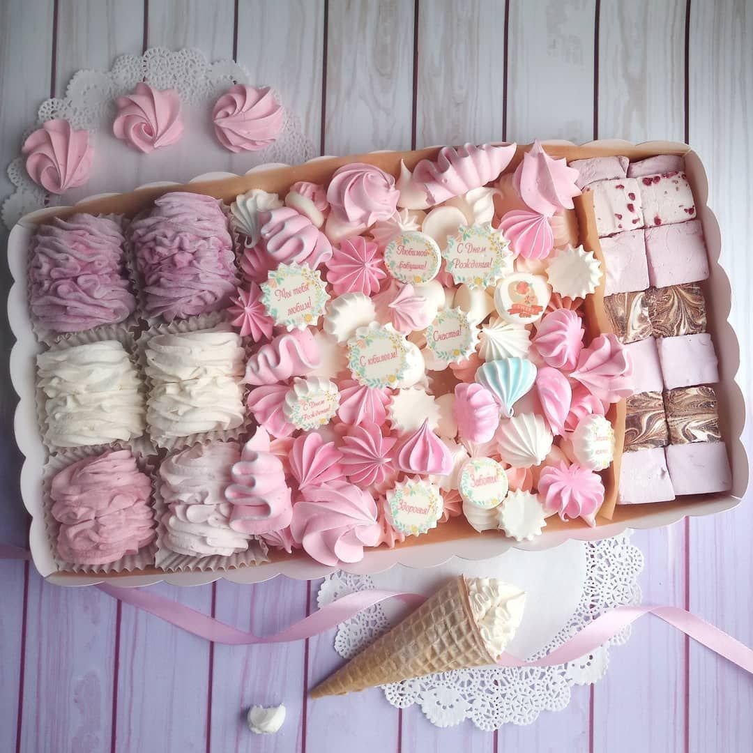 Украшение торта цветами из маршмеллоу