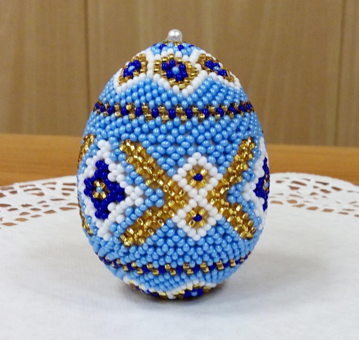 Яйцо бисером пасхалинка