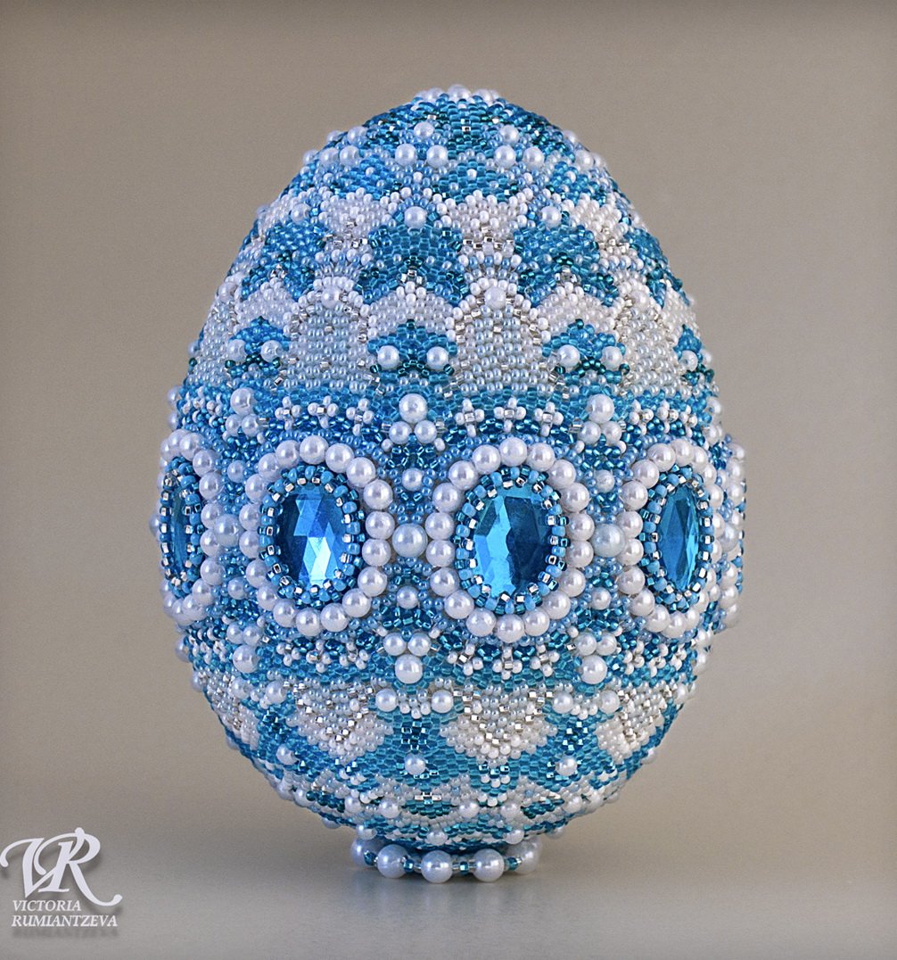 Яйца из бисера