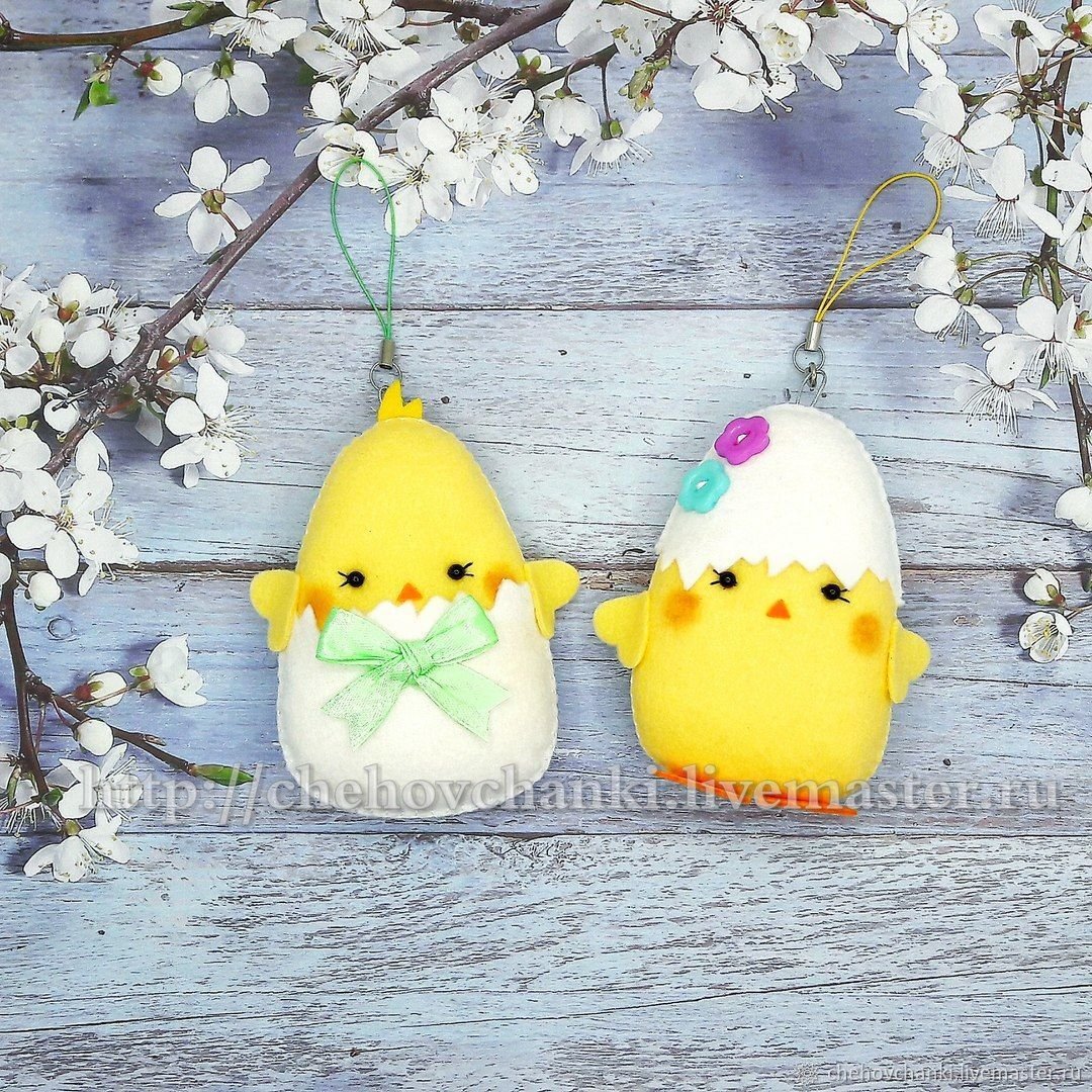 Пасхальный цыпленок из фетра