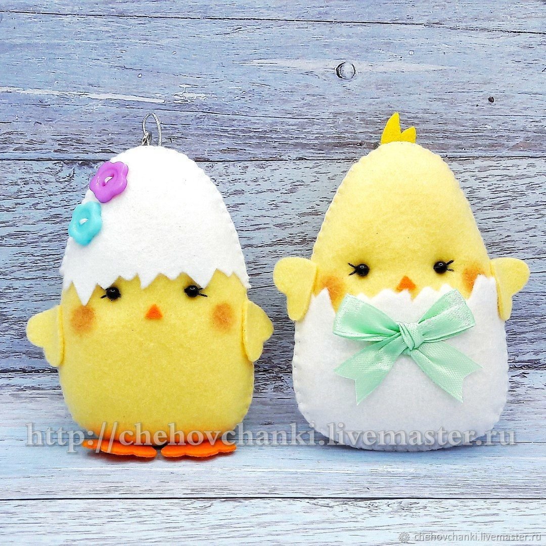 Подарочный цыпленок