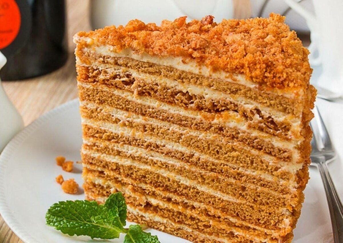 Кремлевский торт рецепт классический в домашних условиях. Торт медовик Рыжик. Торт медовик Дамский каприз. Торт Наполеон Рыжик. Торт медовик Метрополис.