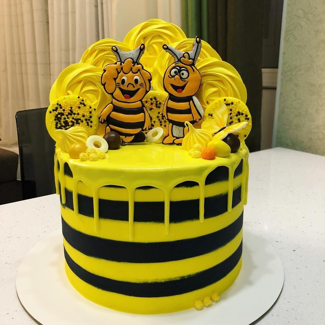 Торт в стиле пчелы