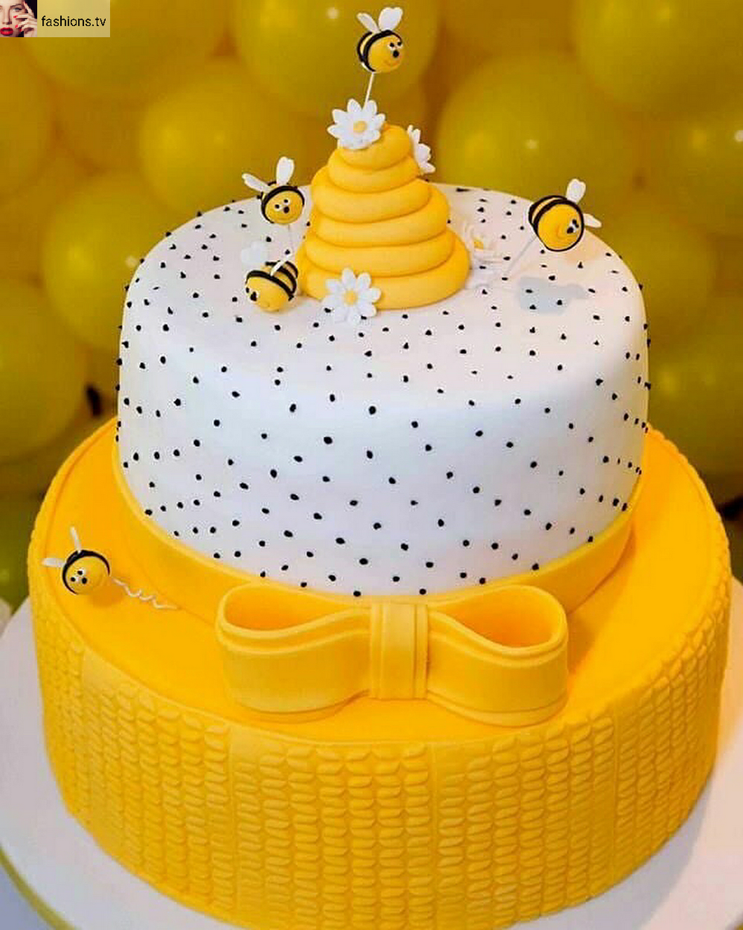 Кейк попсы пчелки