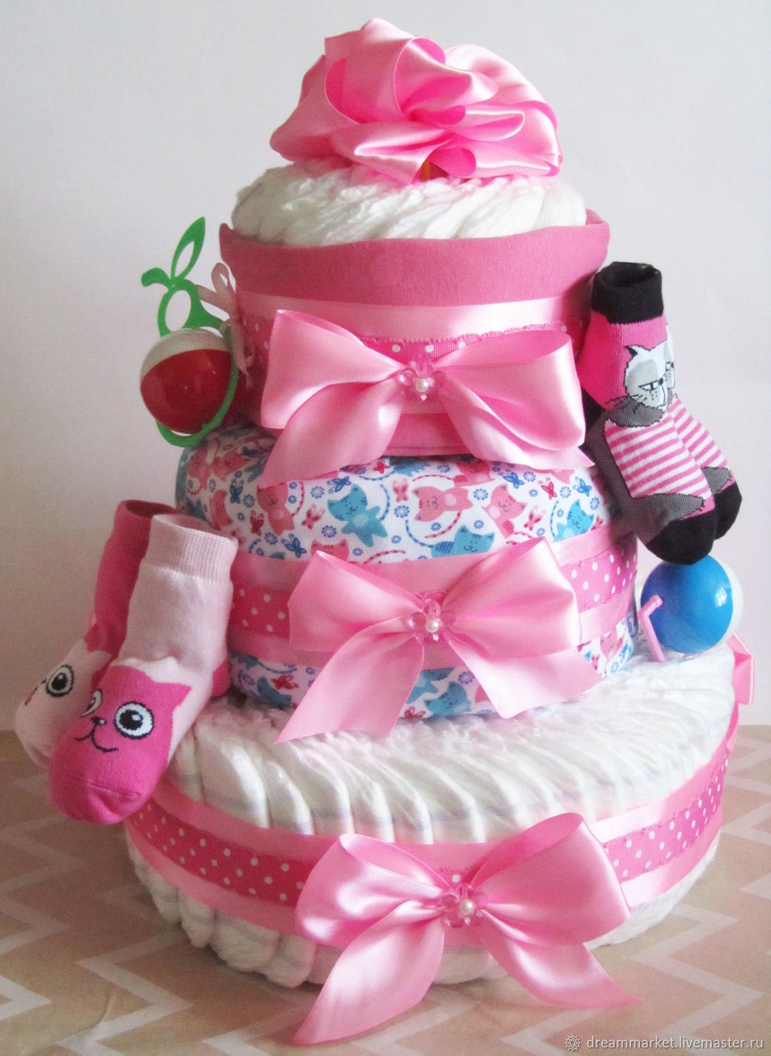 Подарки для новорожденных из памперсов