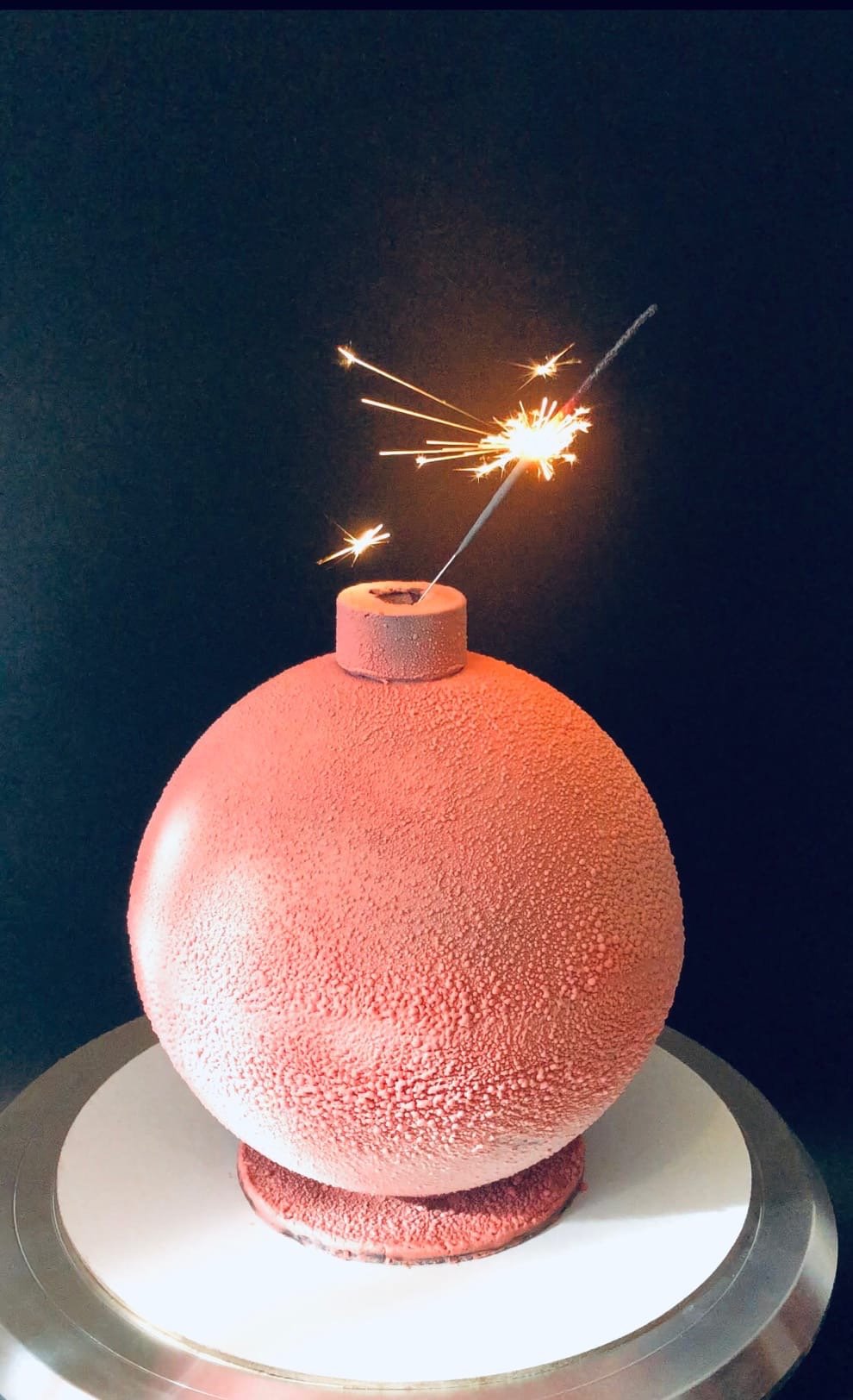 Торт бомба с сюрпризом