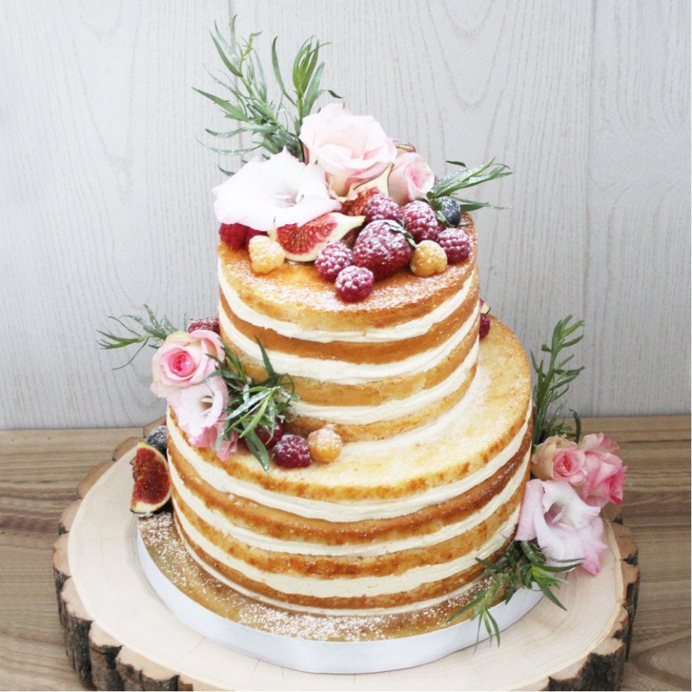 Двухъярусный медовый торт