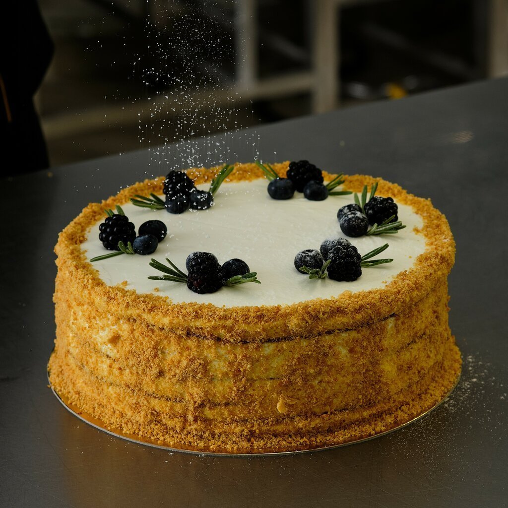 Многоуровневый торт