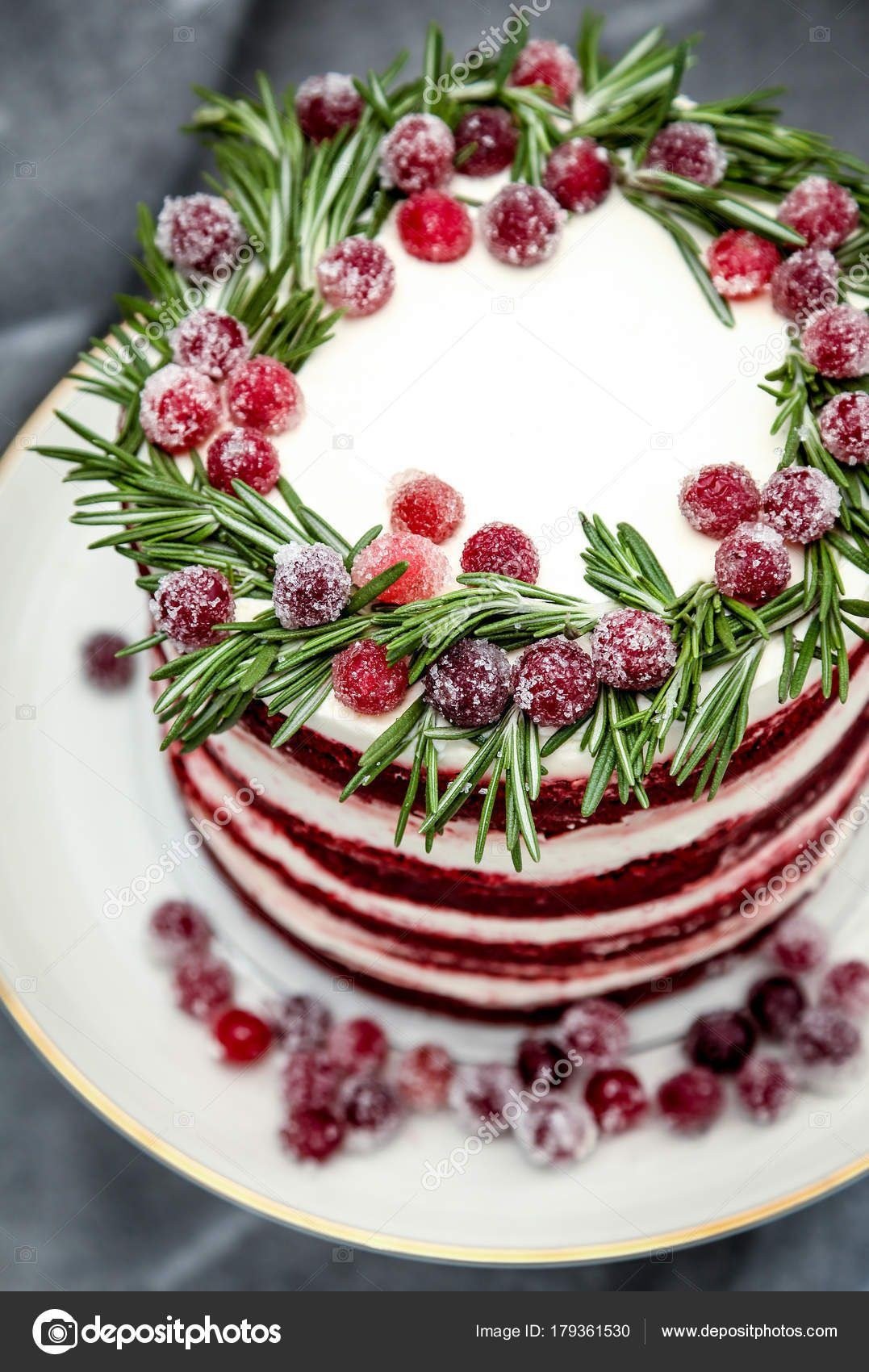 Торт с гранатом