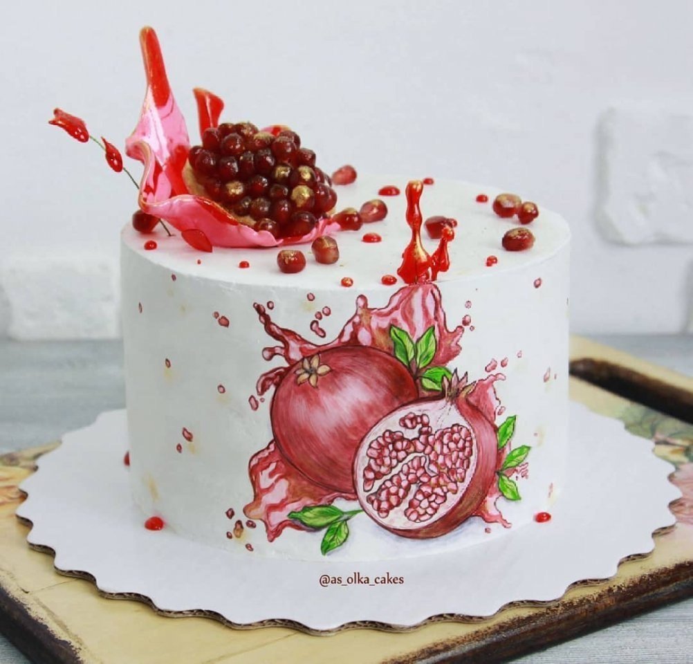 Торт клубничное сердце