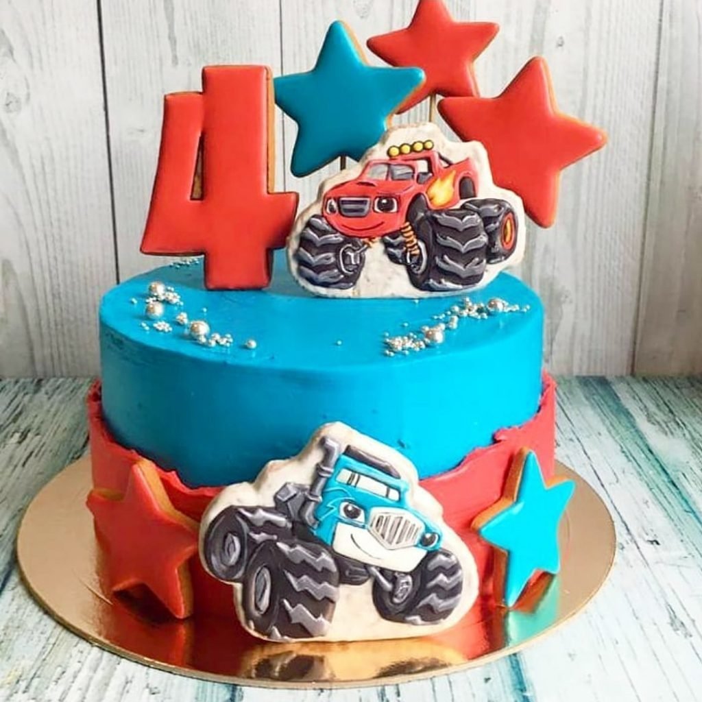 Торт Вспыш и чудо машинки