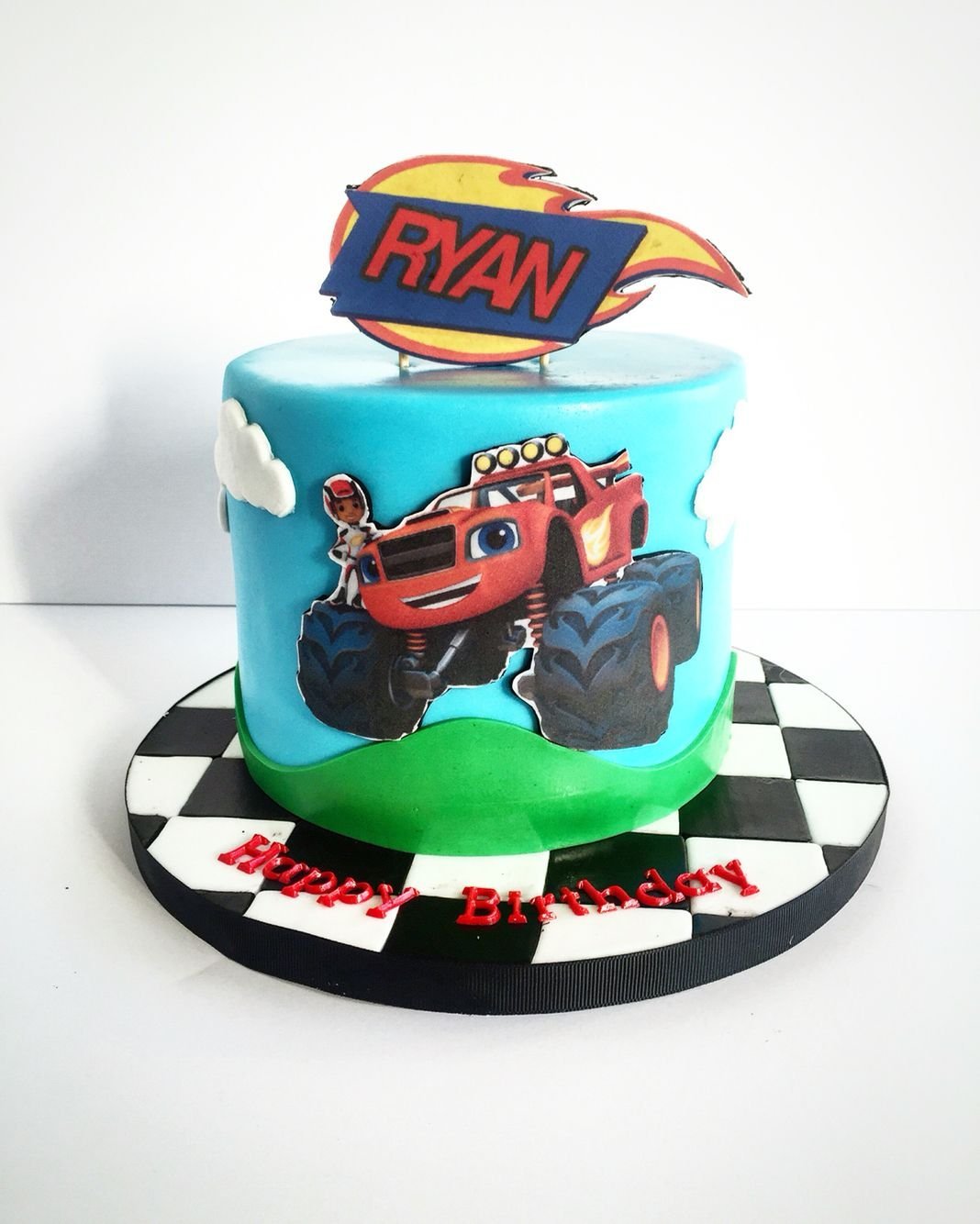 Торт монстр трак и Вспыш