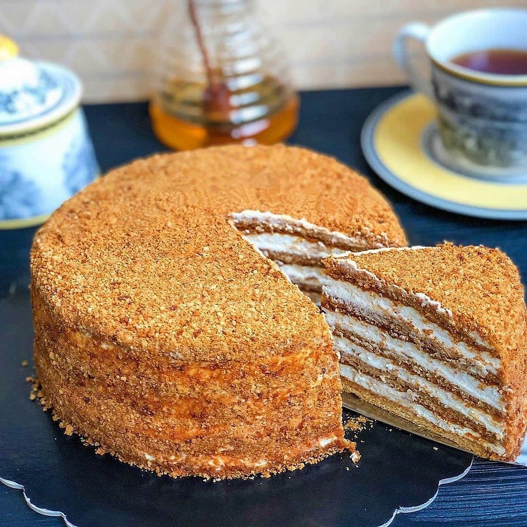 Торт медовик украшение виноград