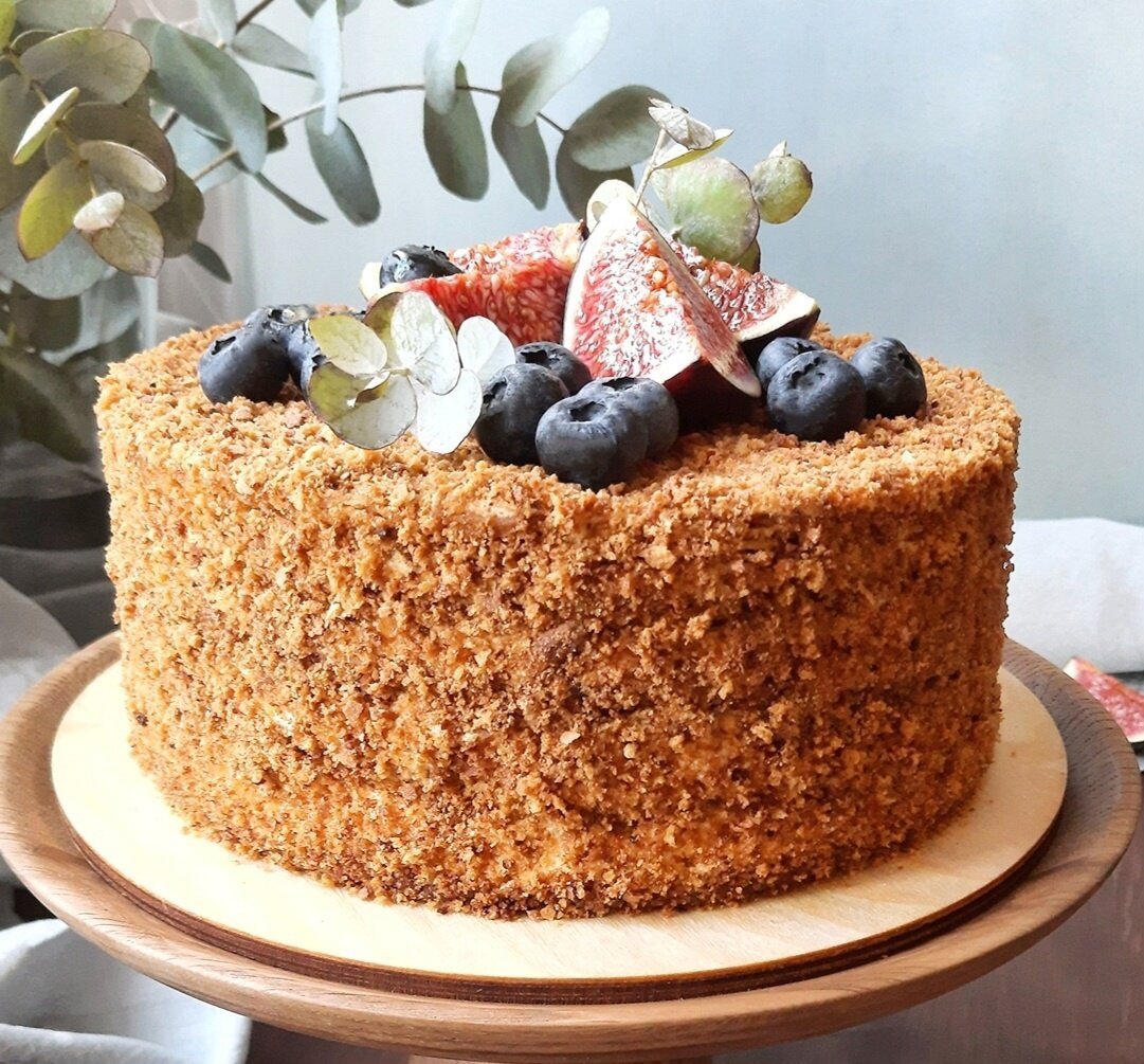 Сколько медовик должен стоять в холодильнике