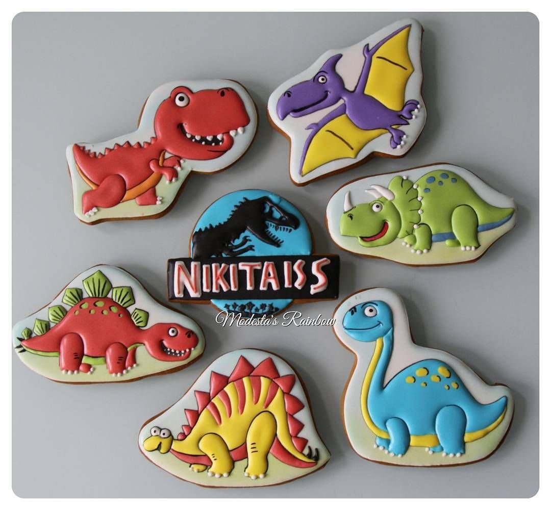 Торт с динозаврами