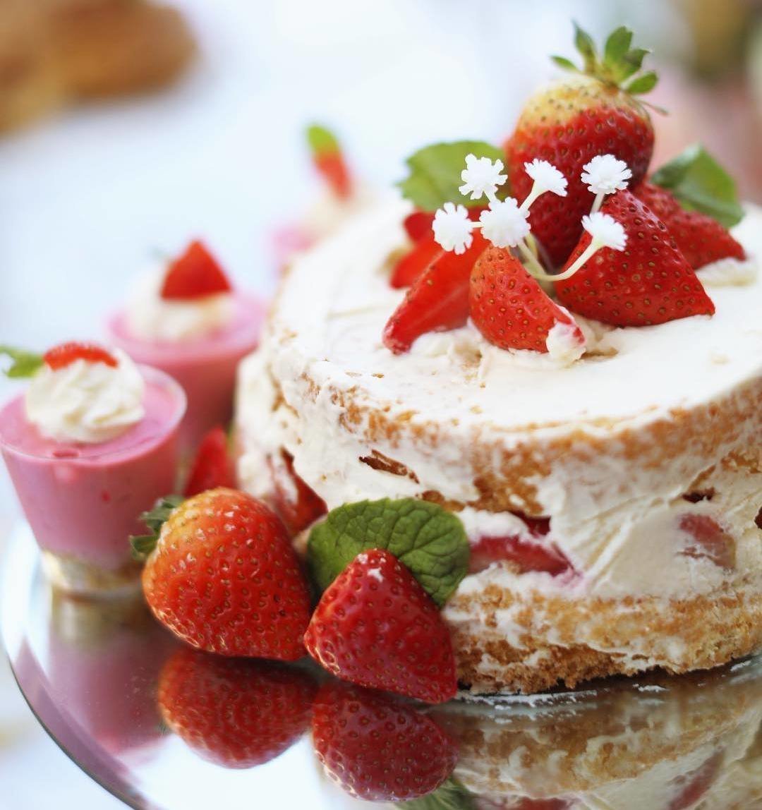 Бисквитный торт пломбир