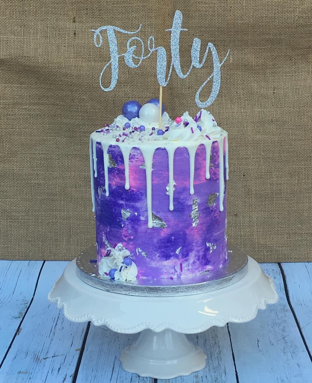 Розово сиреневый торт