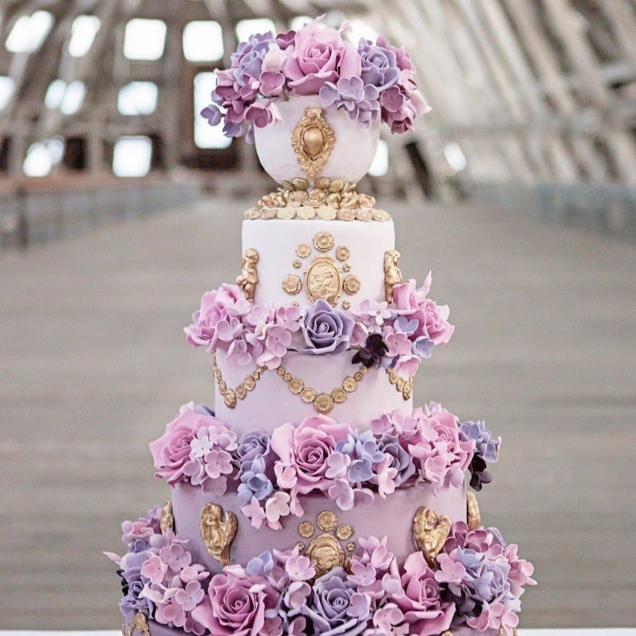 Торт замок Рената Агзамова