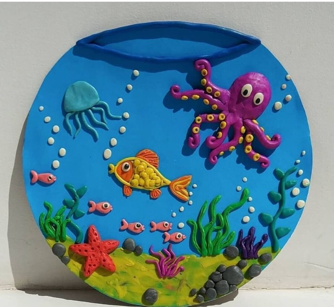 Пластилин на бумаге