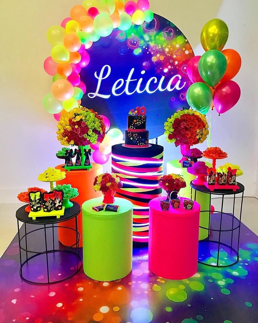 Кэнди бар хот Вилс