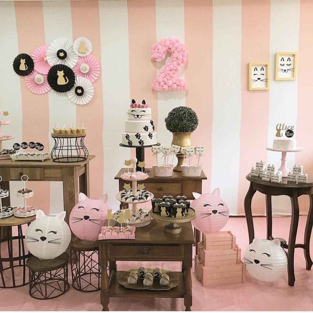 Кошачья вечеринка для детей