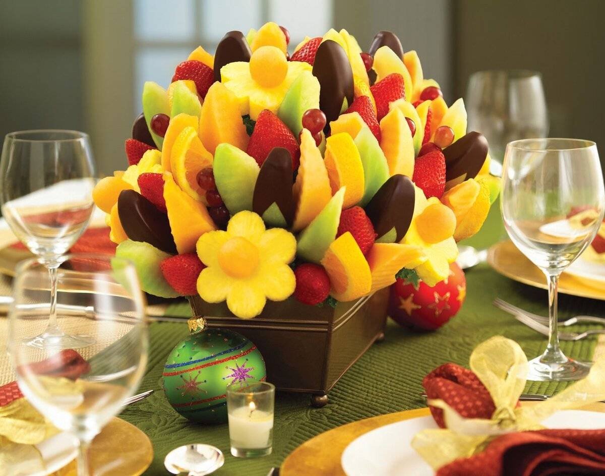 Украшение праздничного стола