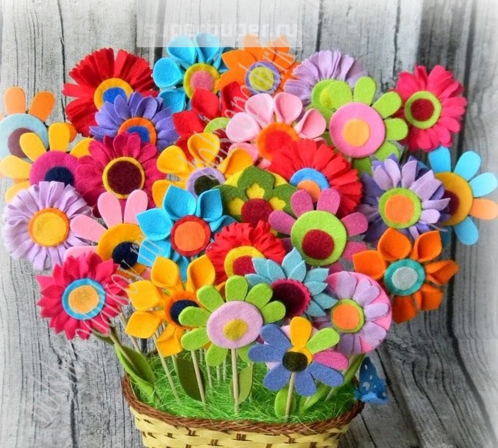 Весенний букет из фетра