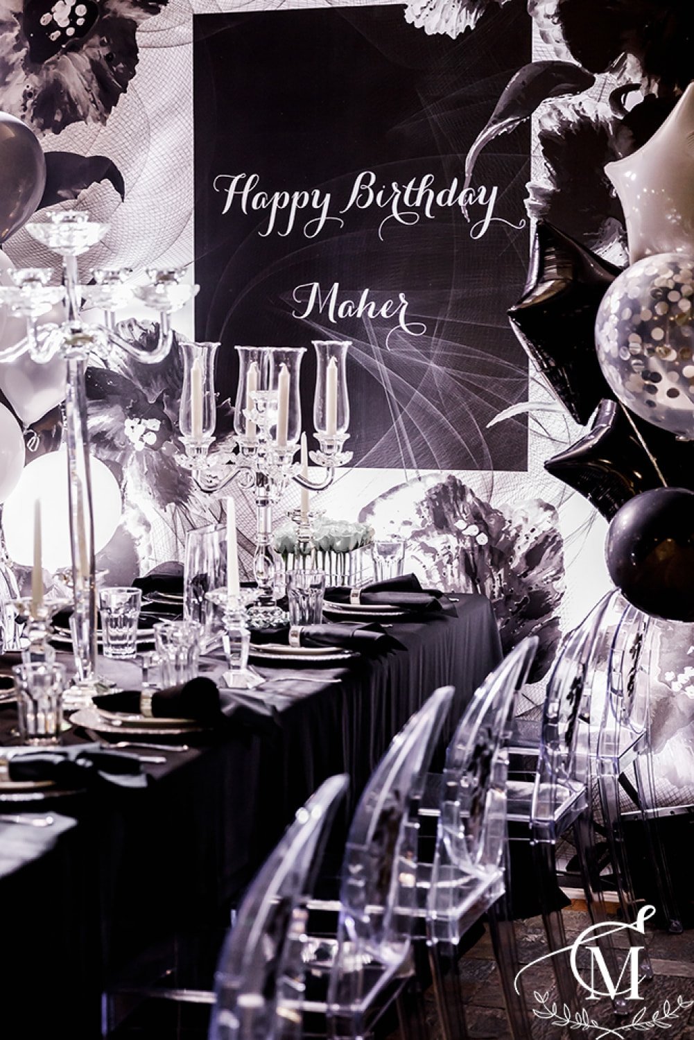 Др в черно белом стиле