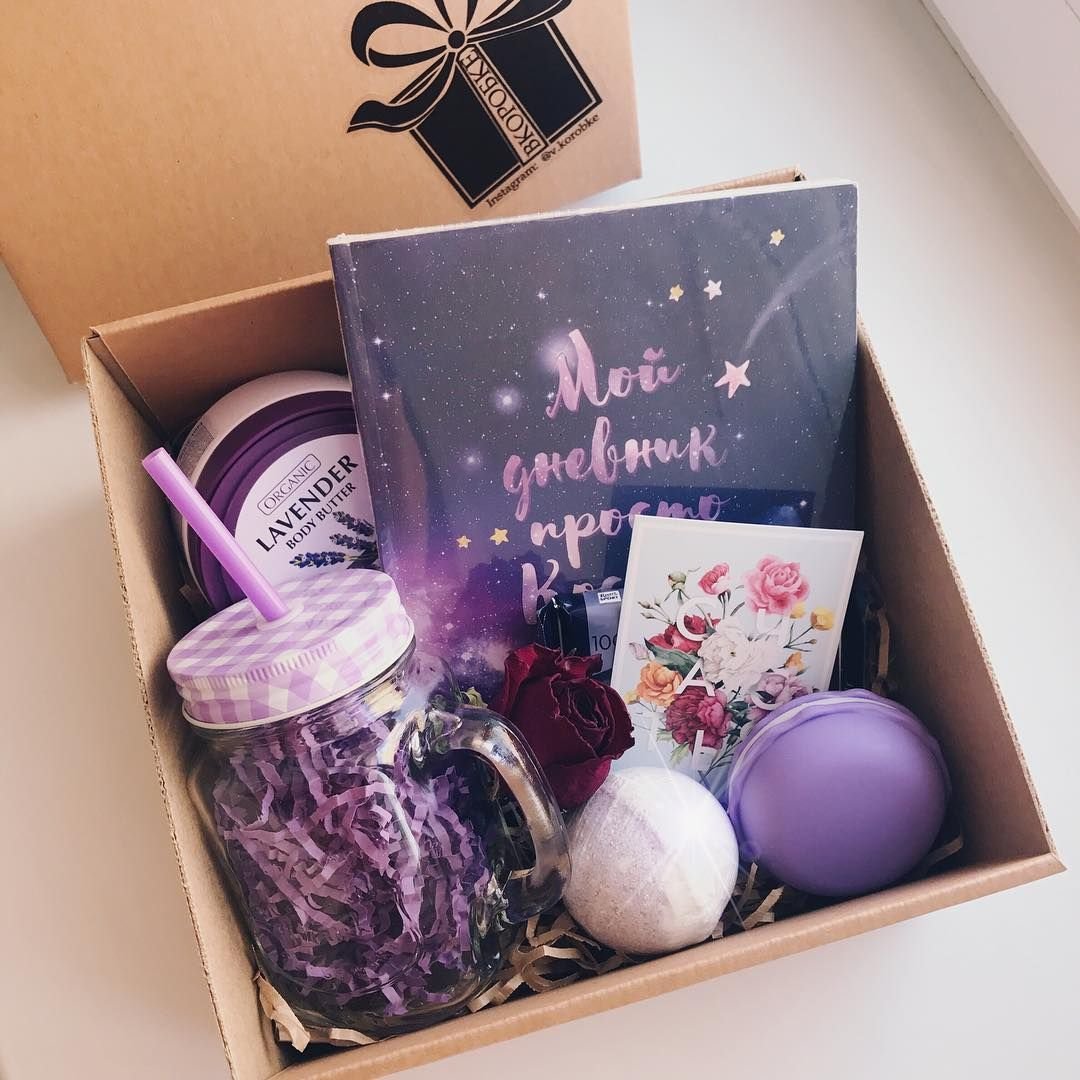 Коробка со сладостями в подарок