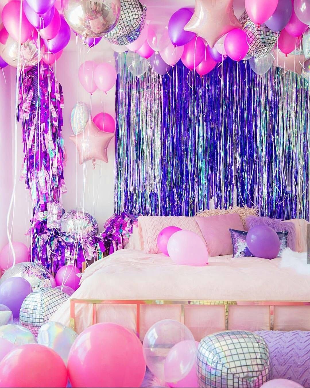 Комната с шариками