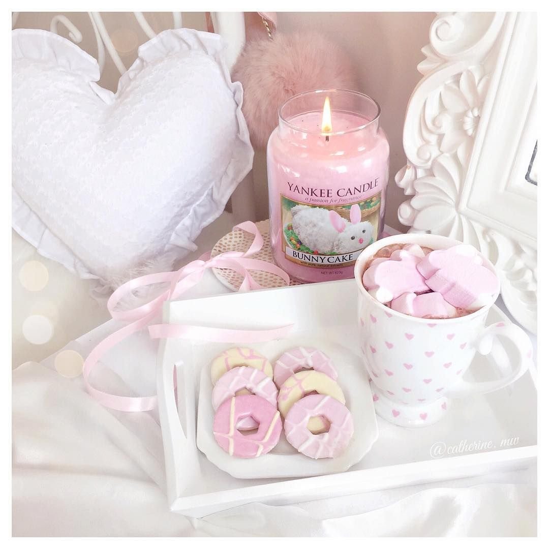 Нежно розовые вещи