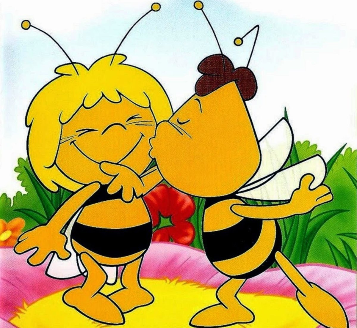 С днем рождения Пчелка