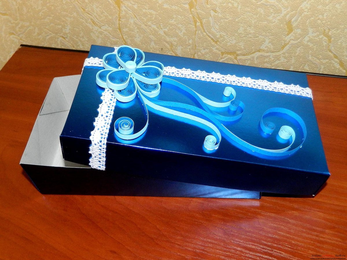 Украшение подарочной коробки своими руками