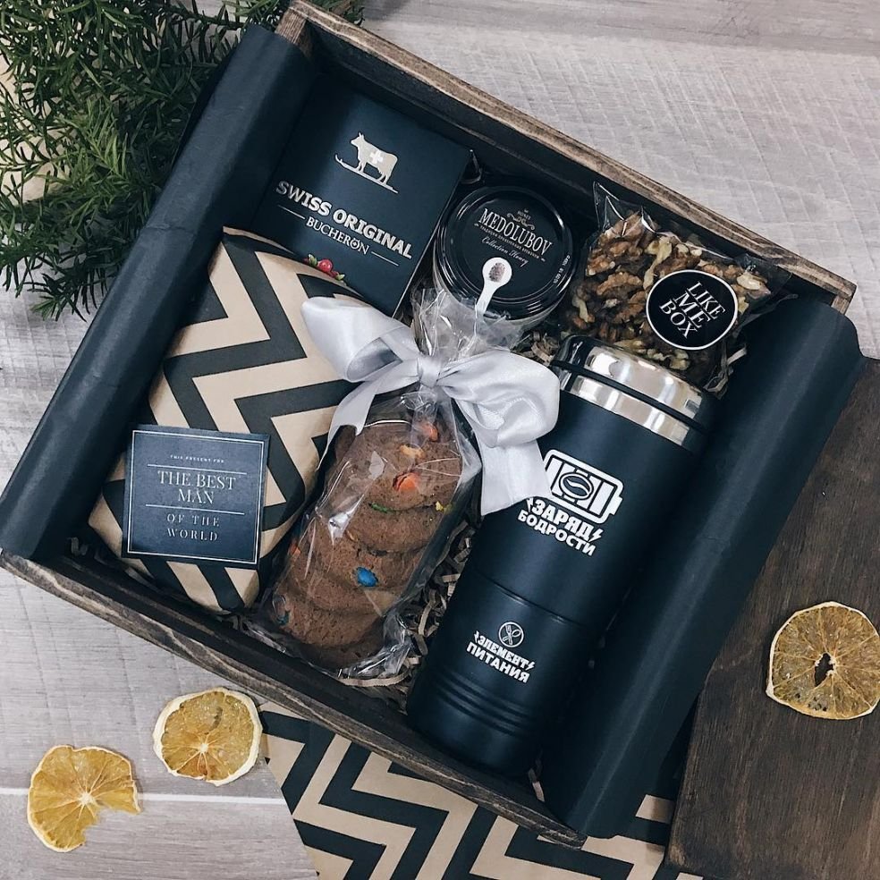 Упаковка подарков на др мужчине