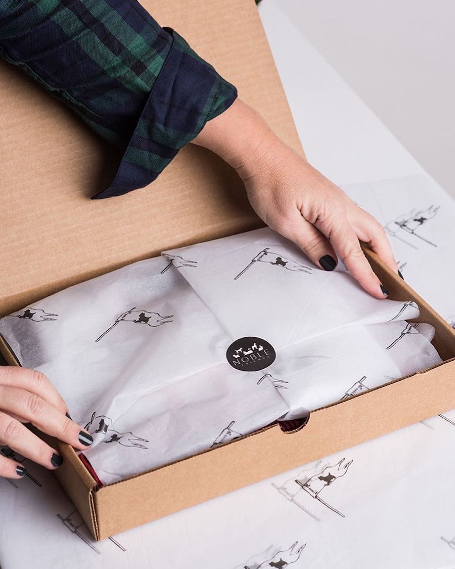 Бумага для упаковки одежды