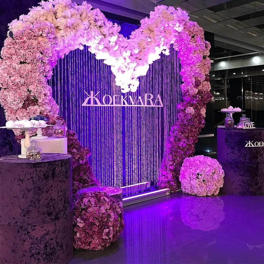 Фотозона в стиле социальных сетей