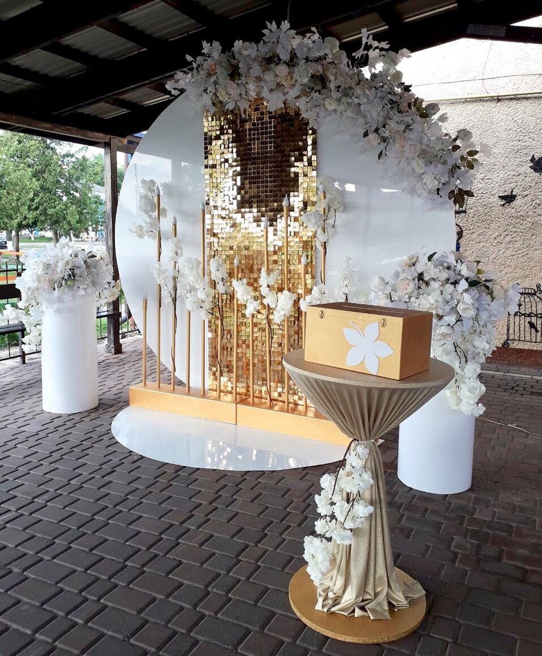 Фотозоны на свадьбу